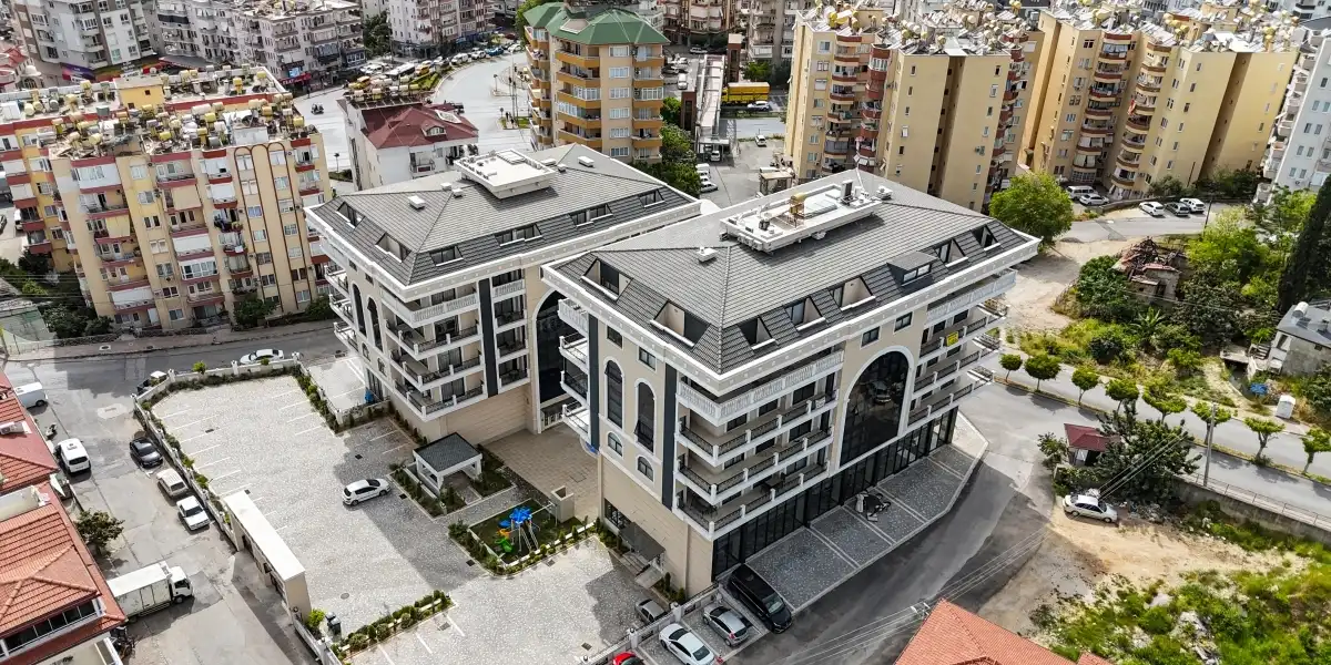 Изображение Просторная квартира 3+1 с отдельной кухней в самом центре города